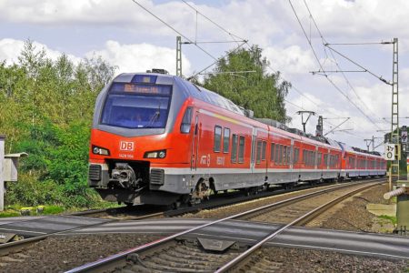 Landesweites, freiwilliges Azubi-Ticket geht an den Start