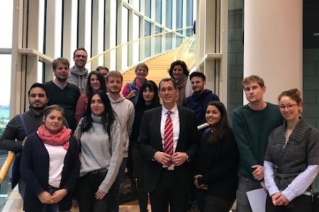 Lehramtsanwärter/innen des Zentrums für schulpraktische Lehrerausbildung (ZfsL) Siegen besuchen Jens Kamieth MdL im NRW-Landtag