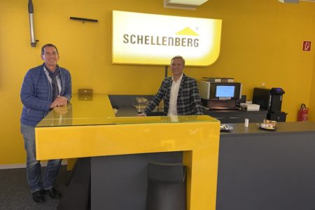 Jens Kamieth besuchte die Firma Schellenberg