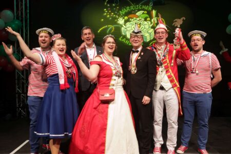 Jens Kamieth empfängt Käner Karneval Club beim Närrischen Landtag